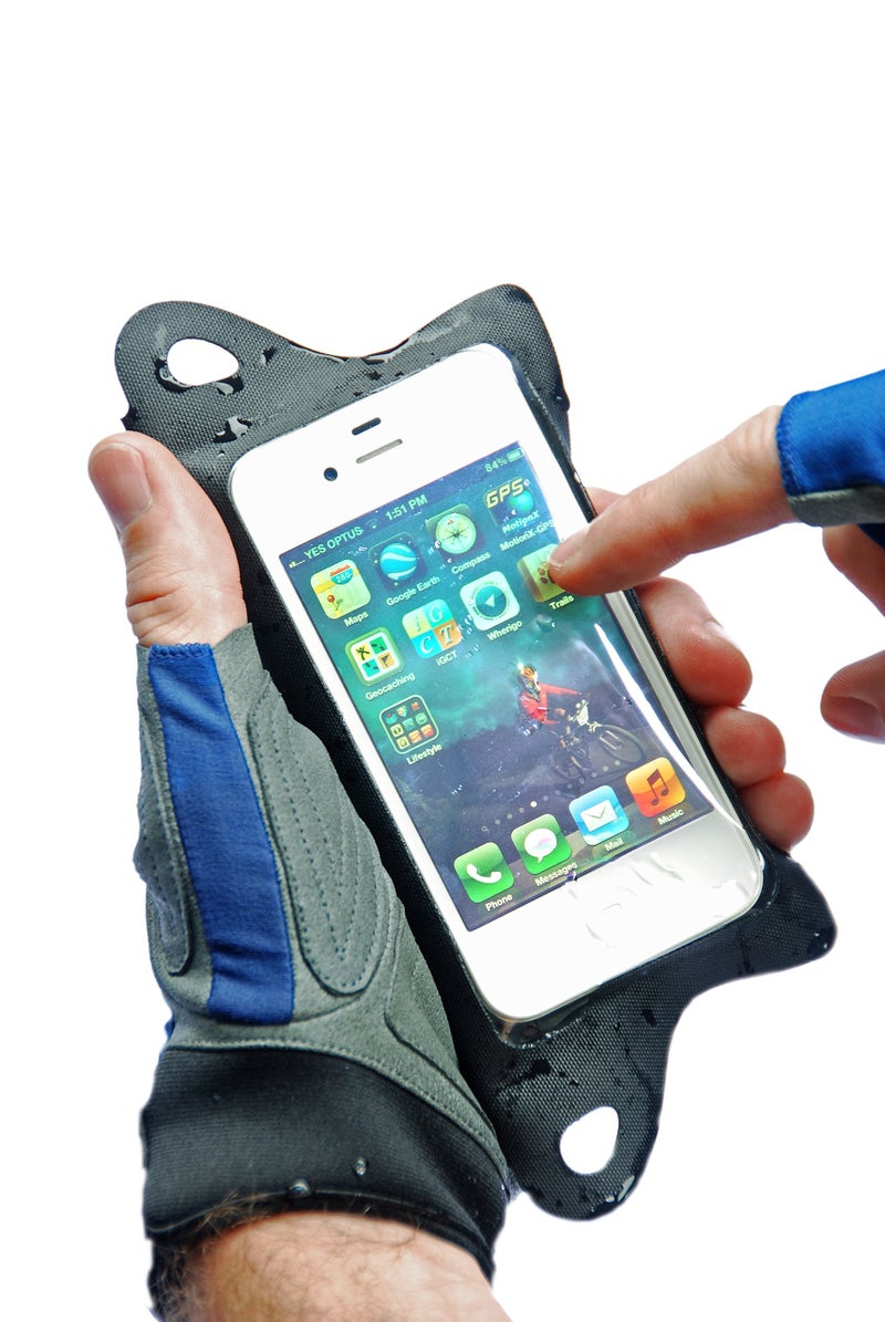 Sea to Summit Waterproof TPU Smartphone Case, Large (6.7 x 3.6 inches) - Image 2